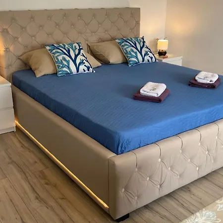 Star View دوبروفينك